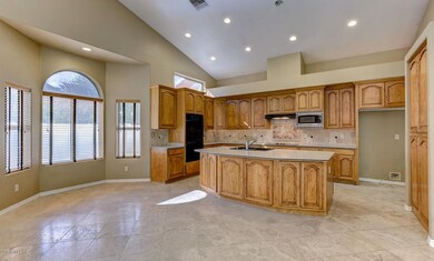IMG_6595_596_597_598_599_600_601Interior