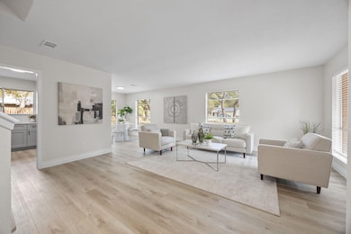 202 S Lake Creek Dr, Round Rock, TX 78681 - photo 5