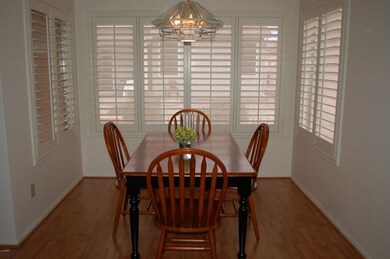05 Dining Area