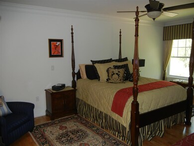 65 Hawthorne Dr unit 320, Bedford, NH 03110 - photo 5