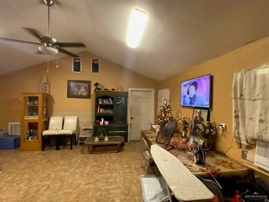 4618 N Mile 3 1 2 W, Weslaco, TX 78599 - photo 3