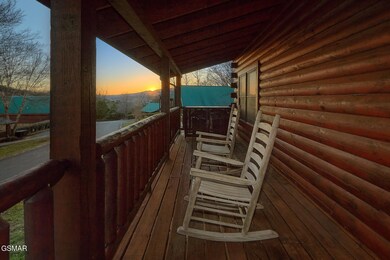 1640 Little Cabin Loop, Sevierville, TN 37862 - photo 2