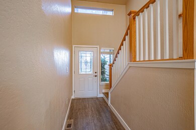 322 Live Oak Loop, Central Point, OR 97502 - photo 4
