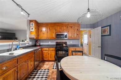 3747 Custis Millpond Rd, West Point, VA 23181 - photo 7