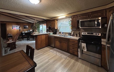 514 S Maple St, Lusk, WY 82225 - photo 6