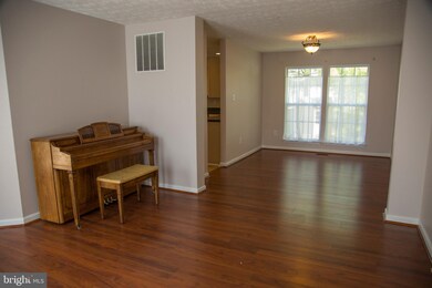 9611 Wesland Cir, Randallstown, MD 21133 - photo 6