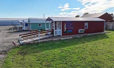 647 E 1st St, Lucas, KS 67648 - photo 5