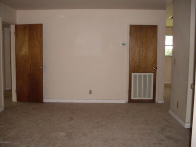 4054 Rodby Dr, Jacksonville, FL 32210 - photo 5