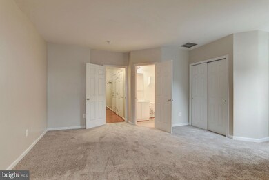 16782 Blackjack Oak Ln unit 37, Woodbridge, VA 22191 - photo 5