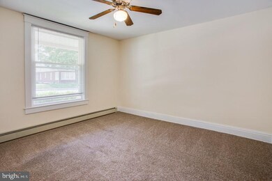 58 S 4th St, Mount Wolf, PA 17347 - photo 4