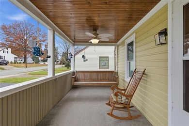 709 Jefferson Ave, Natrona Heights, PA 15065 - photo 6