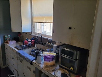 1202 W 11th St, San Bernardino, CA 92411 - photo 4