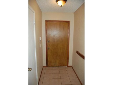 1629 SE 5th St, Moore, OK 73160 - photo 4