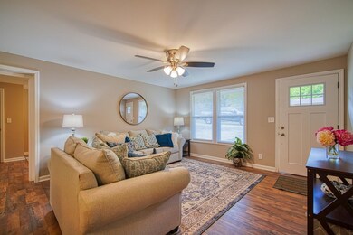 118 Poteat St, Moore, SC 29369 - photo 4