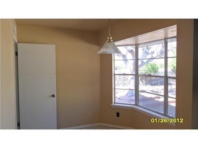 10601 Vista Lomas Dr, El Paso, TX 79935 - photo 6