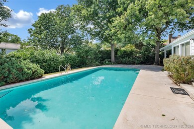 JUMP IN!  IT'S READY FOR A SWIM PARTY!!
