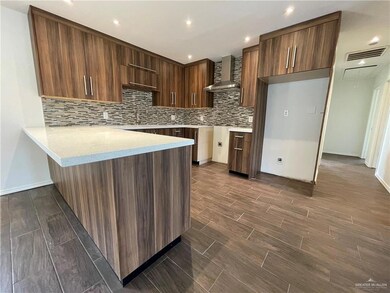 810 W Cancun St, Weslaco, TX 78599 - photo 6