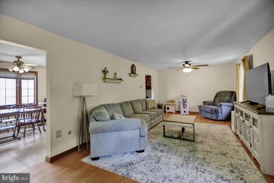 501 Edison Ct, Reading, PA 19605 - photo 6