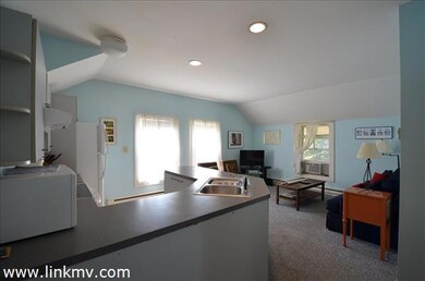 61 Ocean Ave unit 5E 2nd floor, Oak Bluffs, MA 02557 - photo 2