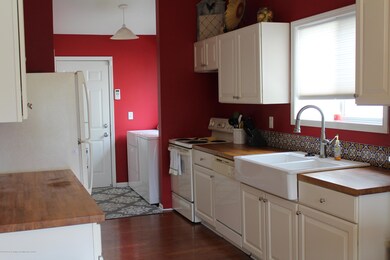 Kitchen sink view