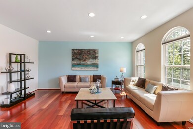 22917 Chinkapin Oak Terrace, Sterling, VA 20166 - photo 7