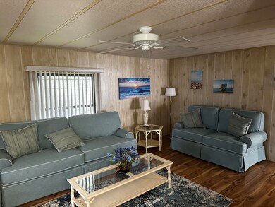 910 Periwinkle Cir, Sebastian, FL 32976 - photo 5