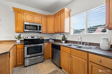 707 Celery Ave, Algona, WA 98001 - photo 7