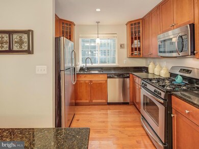 The West Village of Shirlington unit 404, Arlington, VA 22204 - photo 6