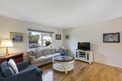 52 Hillcrest Ave, Beverly, MA 01915 - photo 4