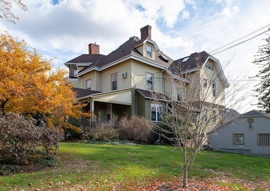 90 Pomeroy Terrace unit 2, Northampton, MA 01060 - photo 2