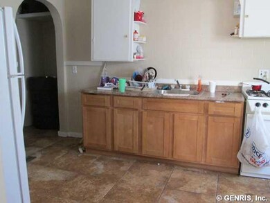 Kitchen. Kitchen s somewhat updated.