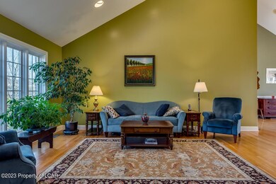 106 Hex Living Room