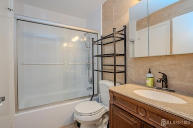 7123 Elm Ct, Monmouth Junction, NJ 08852 - photo 5