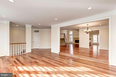 10 Bloomingdale Ct, Rockville, MD 20852 - photo 7