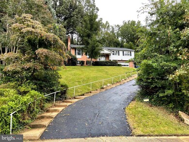 3637 38th St N, Arlington, VA 22207 - photo 2