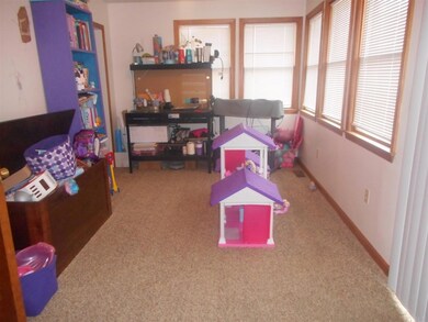 1009 W North St, Portland, IN 47371 - photo 3