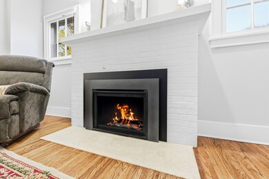 312 E Lincoln Ave, Wheaton, IL 60187 - photo 5