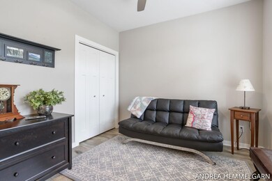 35-web-or-mls-2428-sawtooth-ct