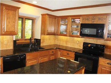Kitchen has been recently remodelled with new appl