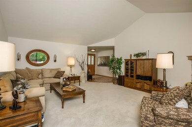 2418 Meadow Creek Dr, Medford, OR 97504 - photo 6