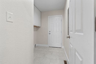 196 Humboldt Ln, Princeton, WV 24740 - photo 4