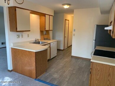 519 Elk Cir, Ballston Spa, NY 12020 - photo 6