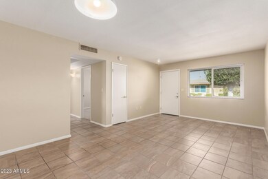 10943 W Santa fe Dr, Sun City, AZ 85351 - photo 6