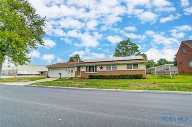 501 Crystal Ave, Findlay, OH 45840 - photo 2