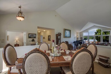 06_SaligugiWay_133_Dining