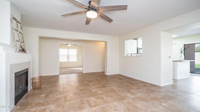8158 E Olla Ave unit 3, Mesa, AZ 85212 - photo 3