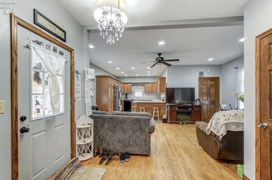 227 Larkins St, Findlay, OH 45840 - photo 5