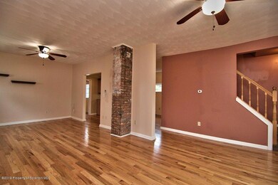 423 E Warren St, Dunmore, PA 18512 - photo 5