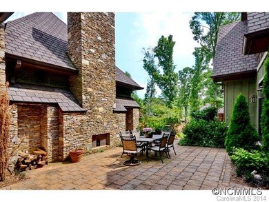 Outdoor fireplace veranda