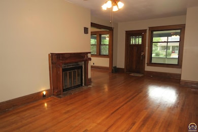 1711 W 1st Ave, Topeka, KS 66606 - photo 6